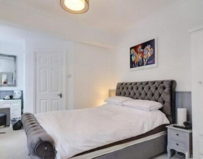 Aylesford Guesthouse (Double Room with Private Bathroom)